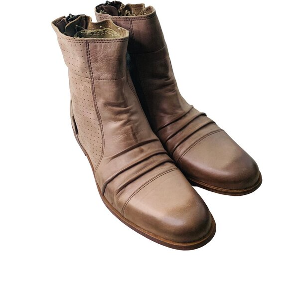 Frye Tan Shoes main image 4